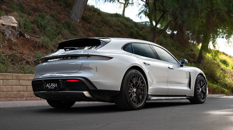 54213880915_ccda6a71c3_c