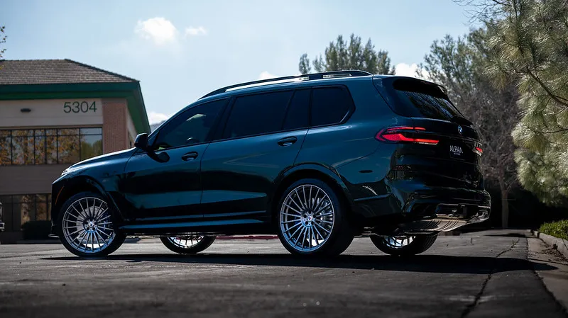 54271912751_e665193384_c